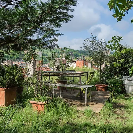 Ubytování v soukromí Les Jardins Suspendus - Private In A Shared Lyon